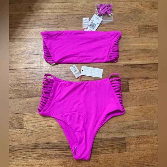 L*Space Harrington Bitsy Bikini Top and Bottom In Bright Fuchsia - Picture 4 of 6